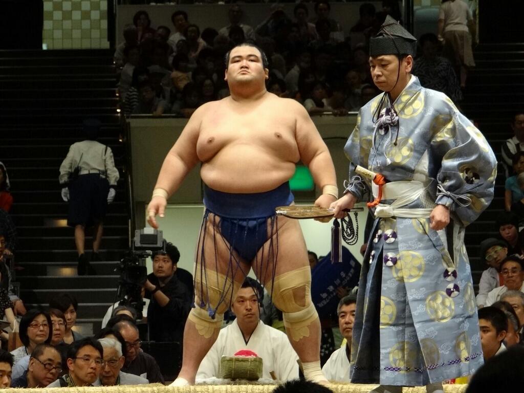 El Ozeki Kotoshogiku, primer japonés en conseguir el título en diez años