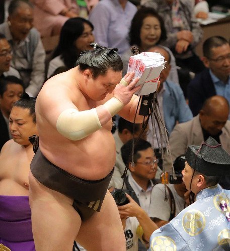 El Yokozuna Hakuho se alzaba hoy con su 37º título de la máxima categoría del sumo