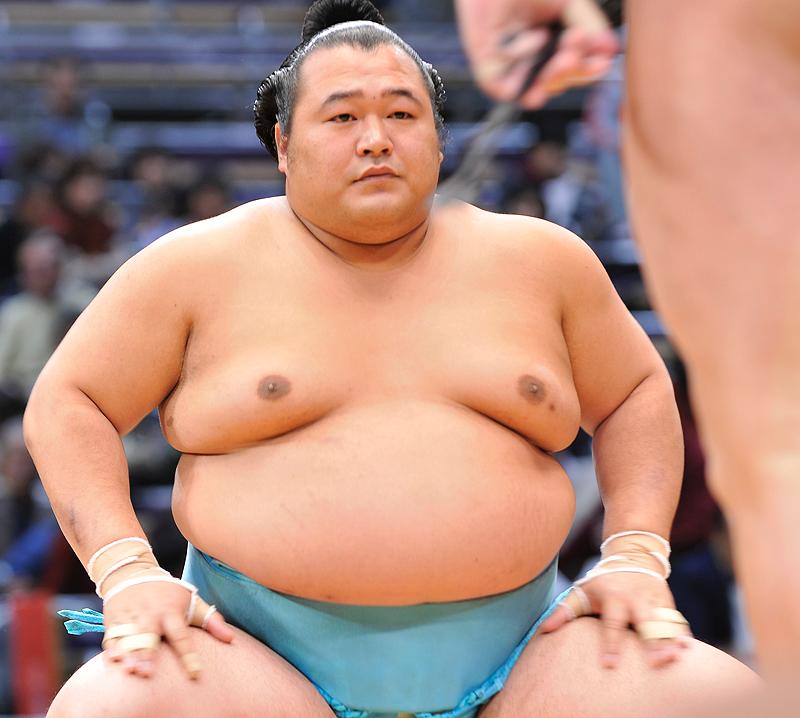 Toyonoshima no participará en el Nagoya Basho tras romperse el tendón de Aquiles en un entrenamiento