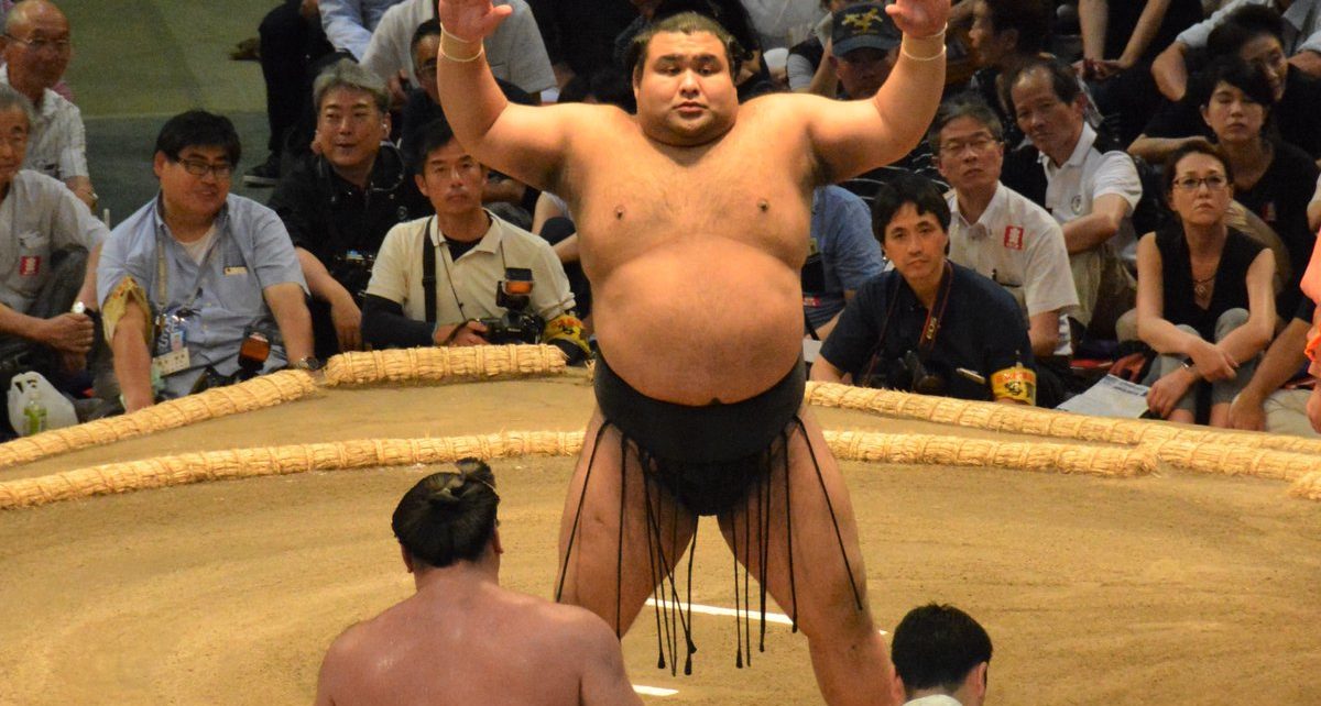 El Ozeki Takayasu sufría su primera derrota del torneo