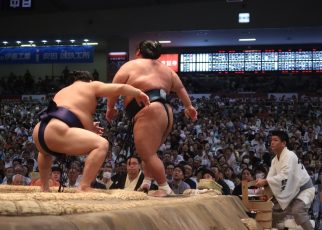 Hiradoumi vs Takakeisho Nagoya 2024