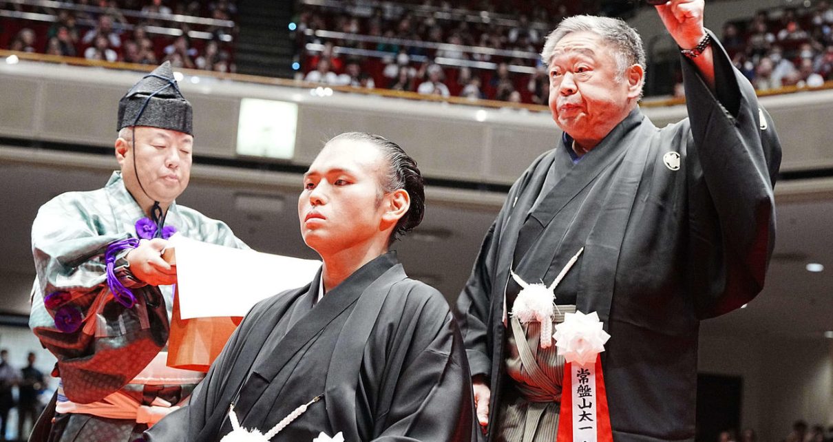 Takakeisho danpatsu shiki