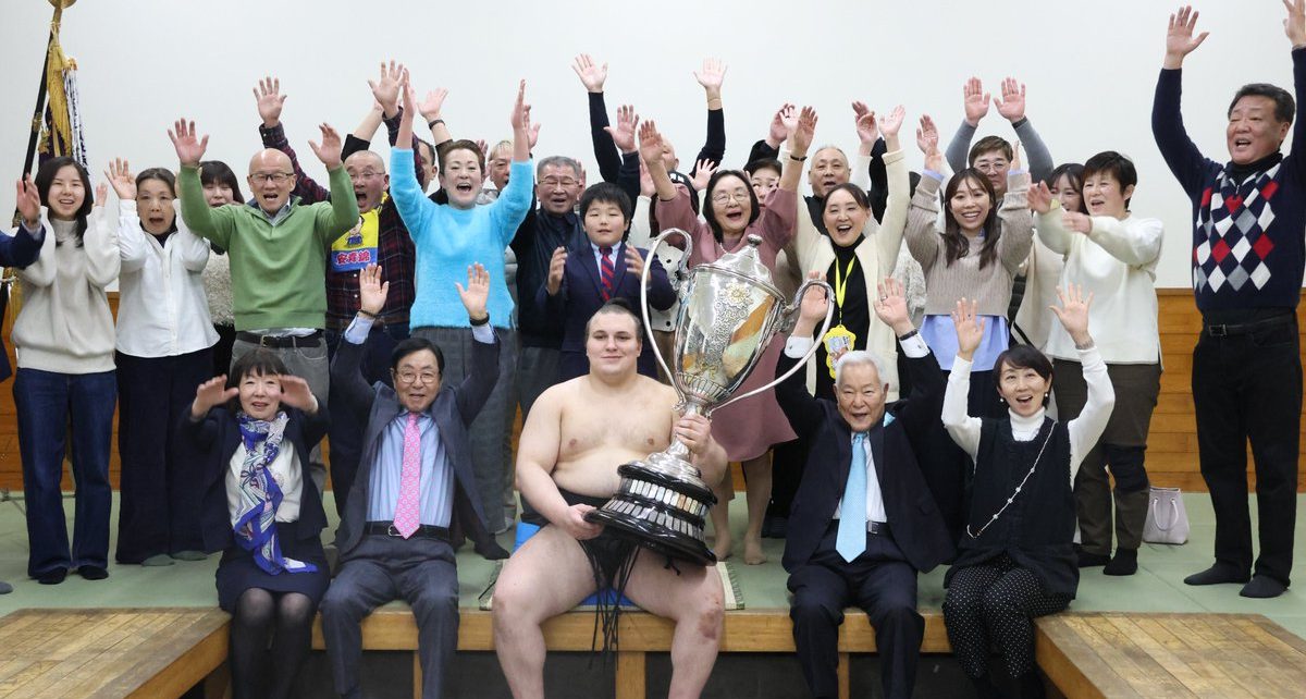 Aonishiki yusho Hatsu 2026
